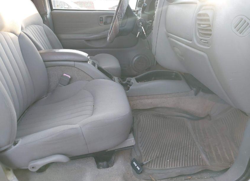 Photo 5 of 2004 Chevrolet Blazer LS (VIN 1GNDT13X74K130625)