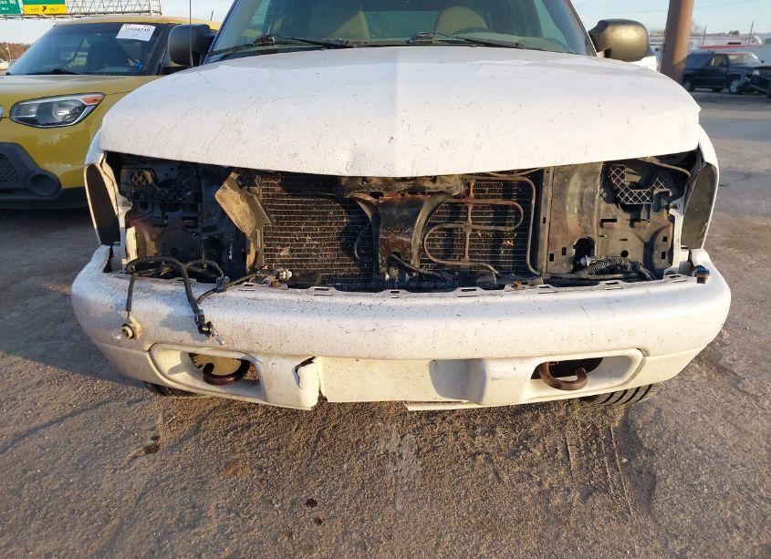 Photo 6 of 2004 Chevrolet Blazer LS (VIN 1GNDT13X74K130625)