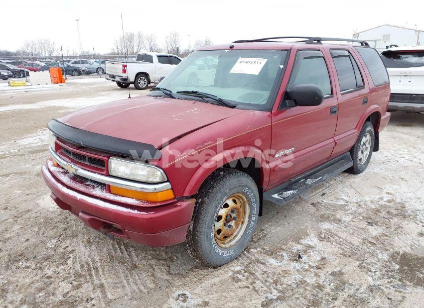 Photo 2 of 2004 Chevrolet Blazer LS (VIN 1GNDT13X74K144752)