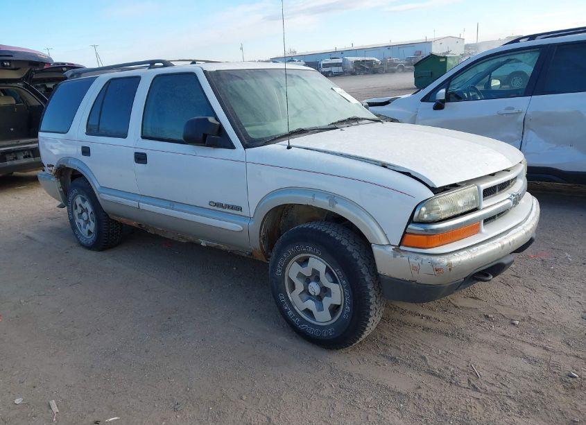 2004 Chevrolet Blazer LS (VIN 1GNDT13X74K162006) main photo