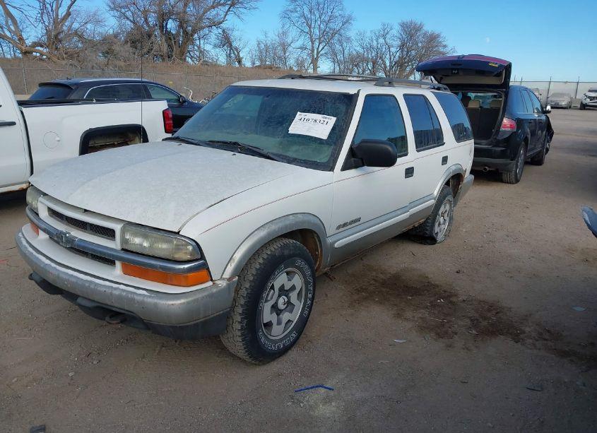 Photo 2 of 2004 Chevrolet Blazer LS (VIN 1GNDT13X74K162006)