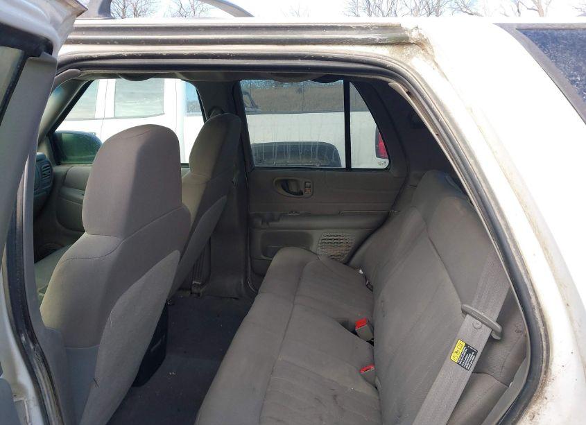 Photo 8 of 2004 Chevrolet Blazer LS (VIN 1GNDT13X74K162006)