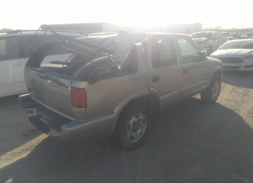 Photo 4 of 2003 Chevrolet Blazer LS (VIN 1GNDT13X83K142846)