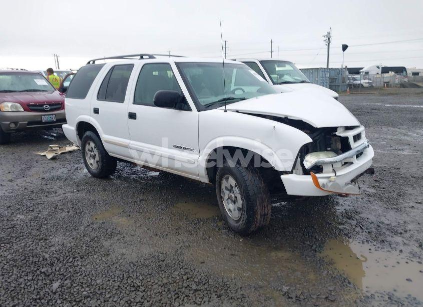 2004 Chevrolet Blazer LS (VIN 1GNDT13X84K154089) main photo
