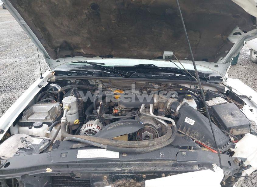 Photo 10 of 2004 Chevrolet Blazer LS (VIN 1GNDT13X84K154089)