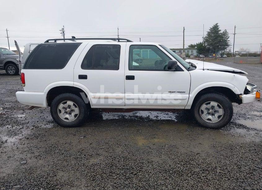 Photo 13 of 2004 Chevrolet Blazer LS (VIN 1GNDT13X84K154089)