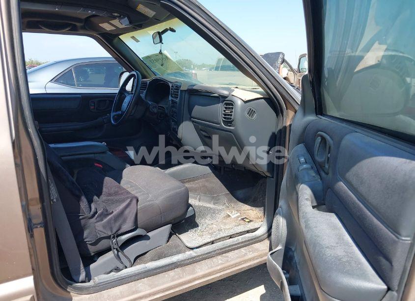 Photo 5 of 2003 Chevrolet Blazer LS (VIN 1GNDT13X93K114215)