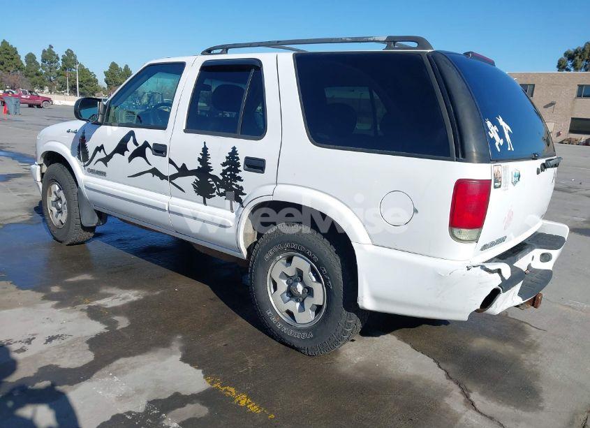 Photo 3 of 2004 Chevrolet Blazer LS (VIN 1GNDT13X94K132568)