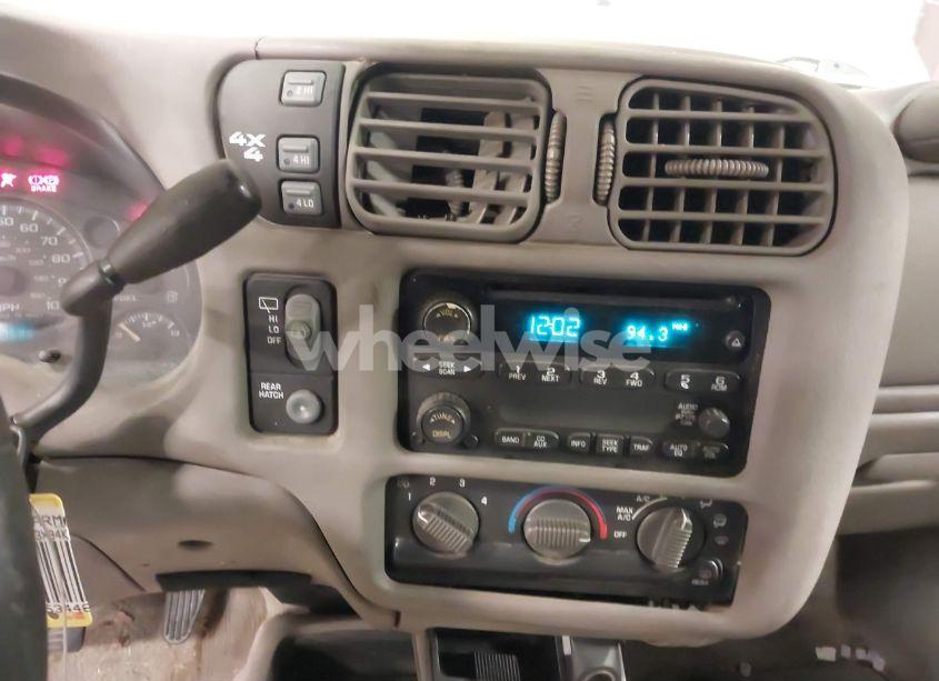 Photo 14 of 2004 Chevrolet Blazer LS (VIN 1GNDT13X94K133526)