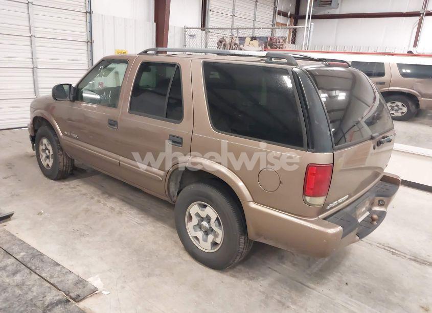 Photo 3 of 2004 Chevrolet Blazer LS (VIN 1GNDT13X94K133526)