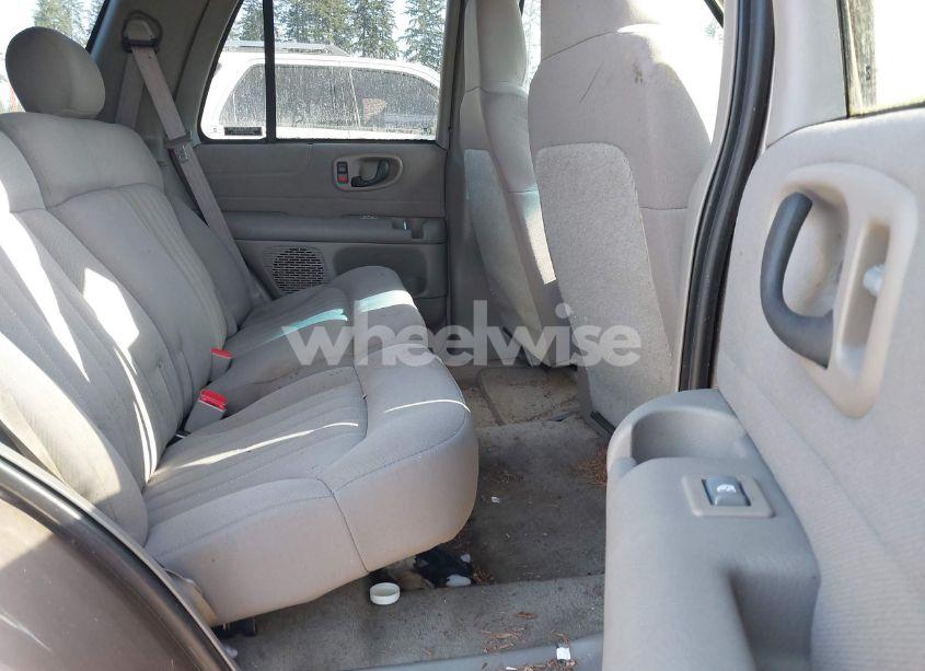 Photo 8 of 2004 Chevrolet Blazer LS (VIN 1GNDT13XX4K131557)