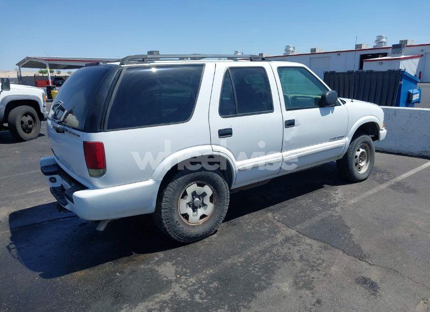 Photo 4 of 2004 Chevrolet Blazer LS (VIN 1GNDT13XX4K139559)