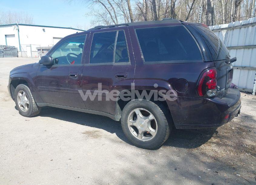 Photo 3 of 2009 Chevrolet Trailblazer LT (VIN 1GNDT33S092101667)