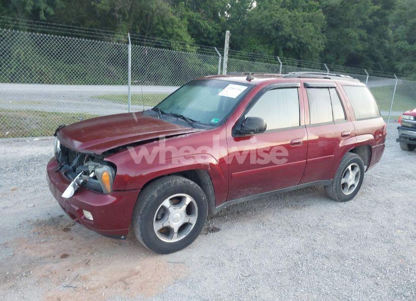 Photo 2 of 2009 Chevrolet Trailblazer LT (VIN 1GNDT33S492129374)