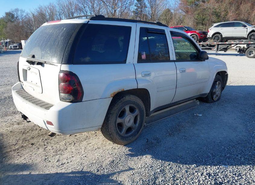 Photo 4 of 2009 Chevrolet Trailblazer LT (VIN 1GNDT33S692119882)