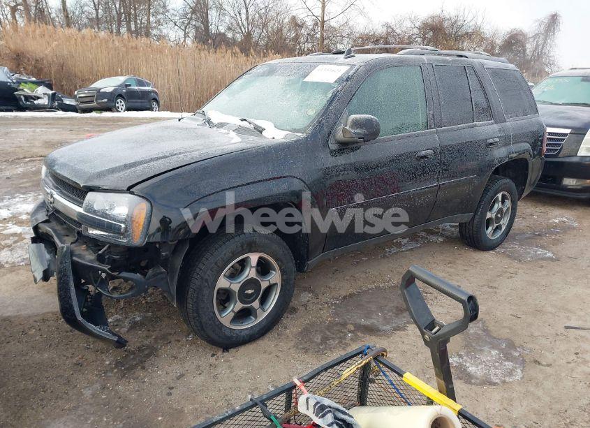 Photo 2 of 2009 Chevrolet Trailblazer LT (VIN 1GNDT33S992131878)