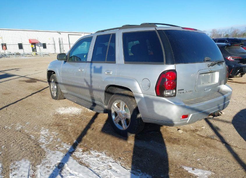 Photo 3 of 2009 Chevrolet Trailblazer LT (VIN 1GNDT33SX92105225)