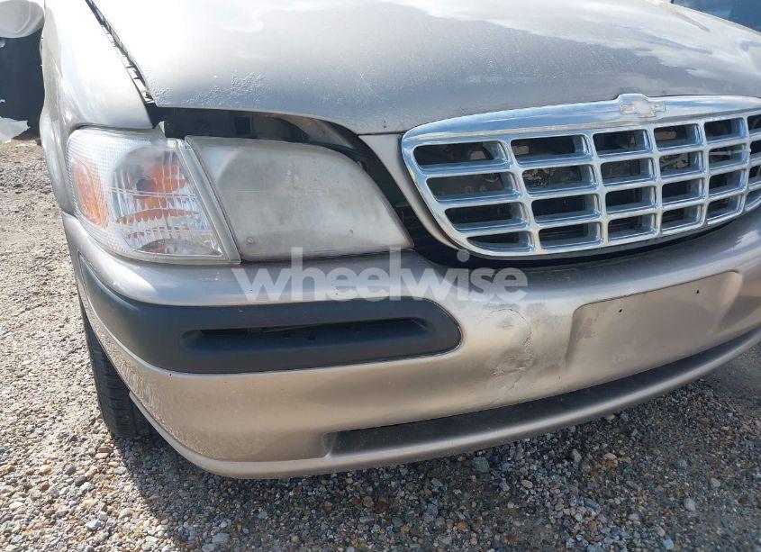 Photo 12 of 1999 Chevrolet Venture (VIN 1GNDU03E0XD200545)