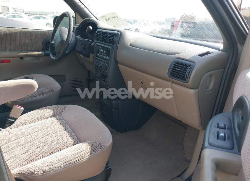 Photo 5 of 1999 Chevrolet Venture (VIN 1GNDU03E0XD200545)