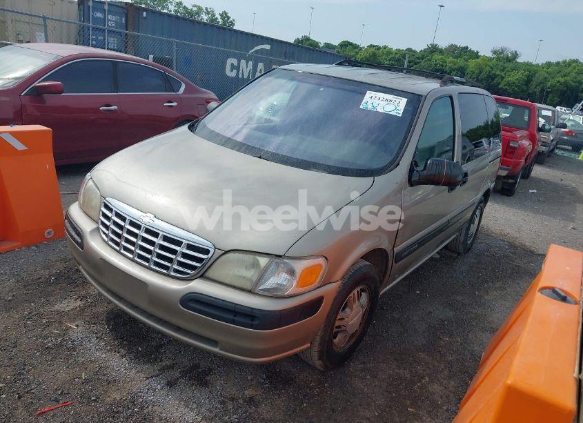 Photo 2 of 2000 Chevrolet Venture LS (VIN 1GNDU03E9YD353751)