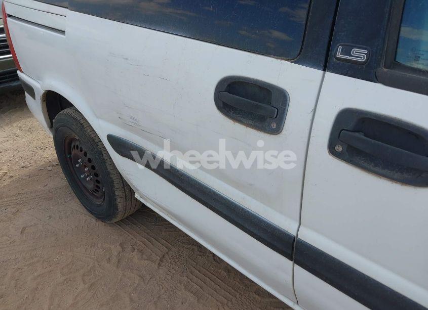 Photo 12 of 1997 Chevrolet Venture (VIN 1GNDU06E1VD238231)