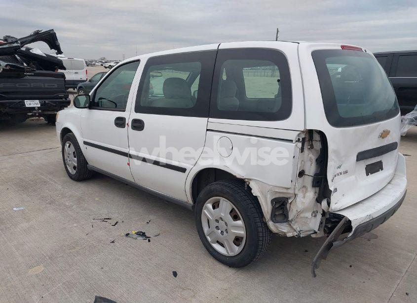 Photo 3 of 2008 Chevrolet Uplander LS (VIN 1GNDU23W18D206893)