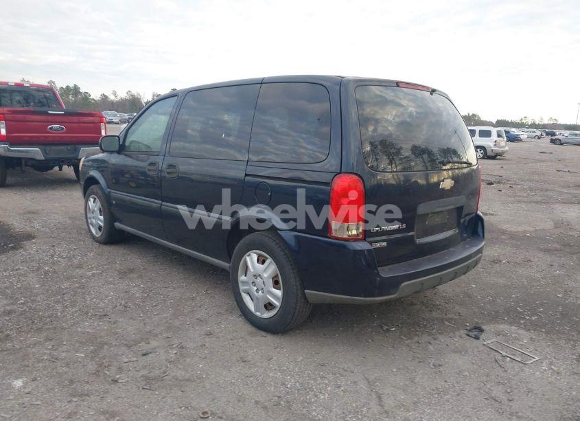 Photo 3 of 2007 Chevrolet Uplander LS (VIN 1GNDU23W57D177834)