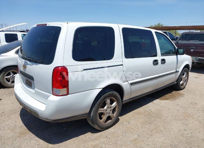 Photo 4 of 2007 Chevrolet Uplander LS (VIN 1GNDV23107D175474)