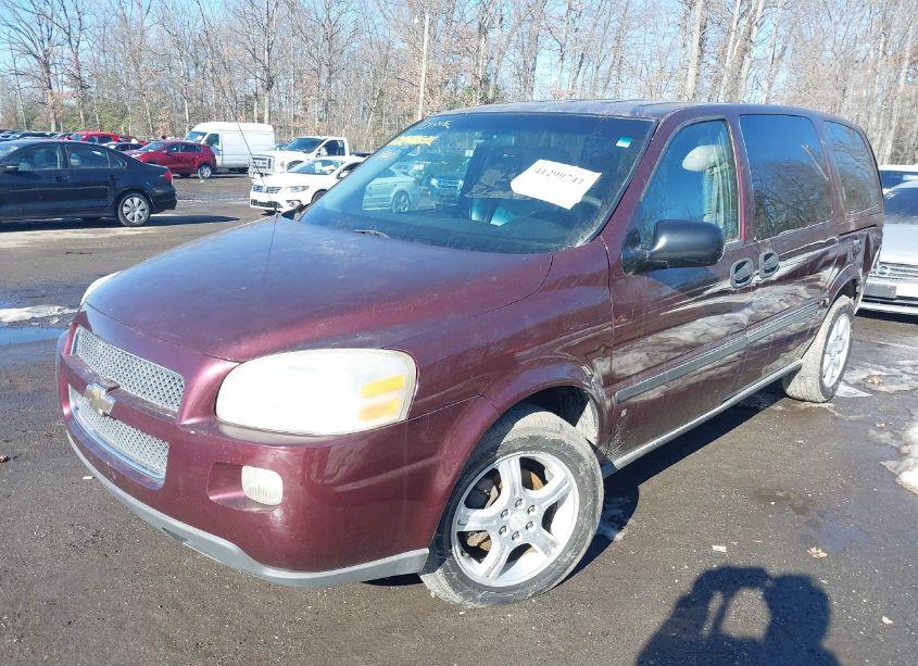 Photo 2 of 2007 Chevrolet Uplander LS (VIN 1GNDV23107D189813)
