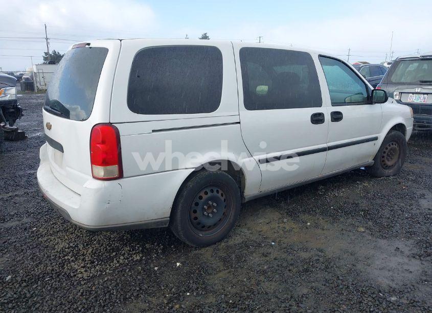 Photo 4 of 2007 Chevrolet Uplander LS (VIN 1GNDV23117D157887)