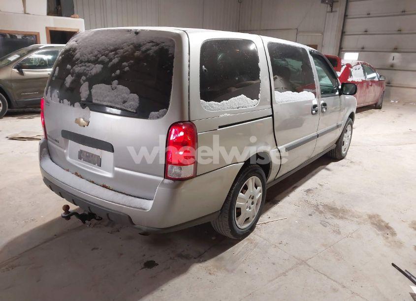 Photo 4 of 2008 Chevrolet Uplander LS (VIN 1GNDV23138D162199)