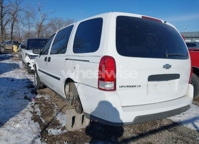 Photo 3 of 2007 Chevrolet Uplander LS (VIN 1GNDV23177D173432)