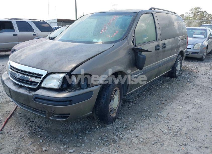 Photo 2 of 2005 Chevrolet Venture LS (VIN 1GNDV23E95D118867)