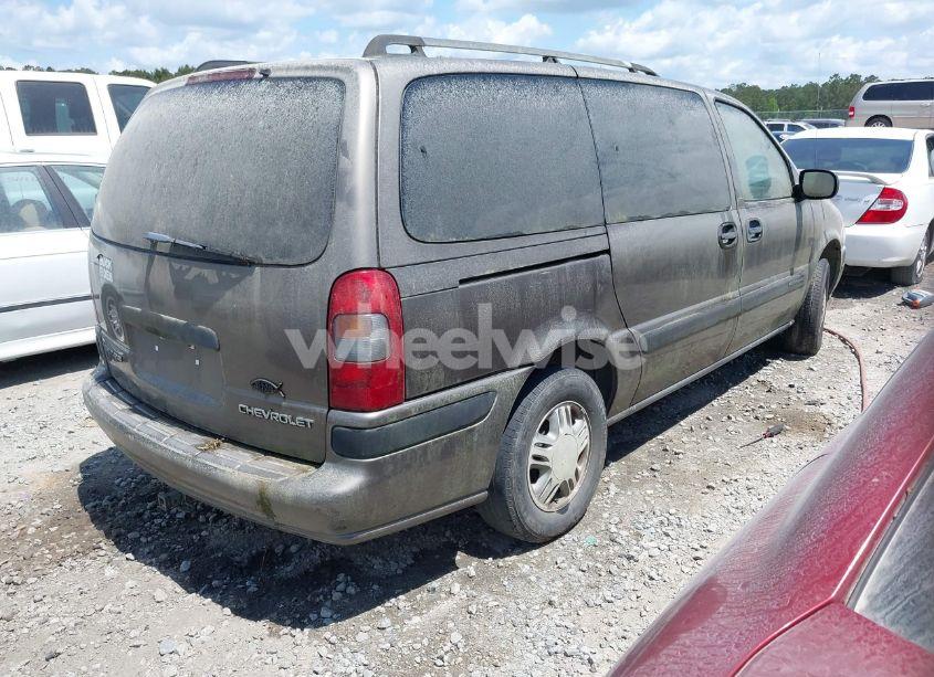 Photo 4 of 2005 Chevrolet Venture LS (VIN 1GNDV23E95D118867)