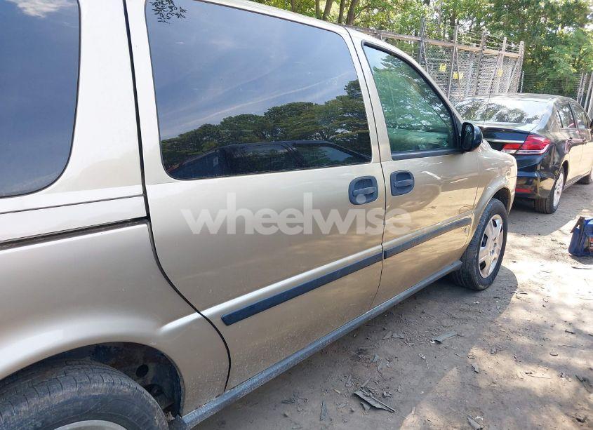 Photo 6 of 2006 Chevrolet Uplander LS (VIN 1GNDV23L56D190388)