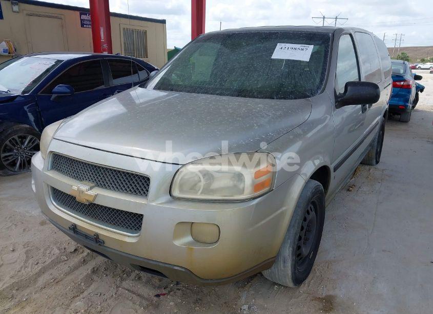 Photo 2 of 2006 Chevrolet Uplander LS (VIN 1GNDV23L56D247088)