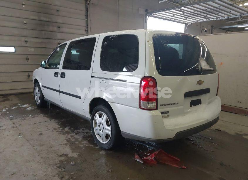 Photo 3 of 2008 Chevrolet Uplander LS (VIN 1GNDV23W58D105529)