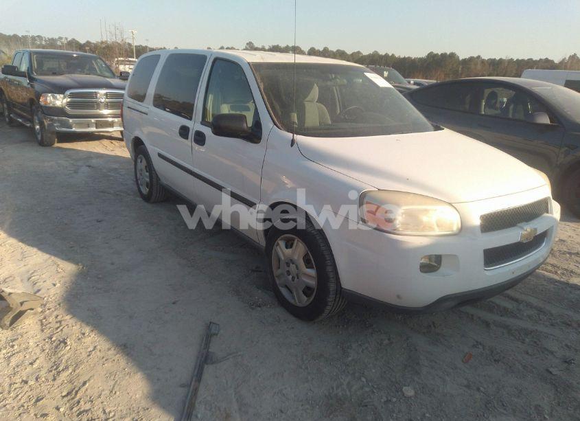 2008 Chevrolet Uplander LS (VIN 1GNDV23W98D130546) main photo