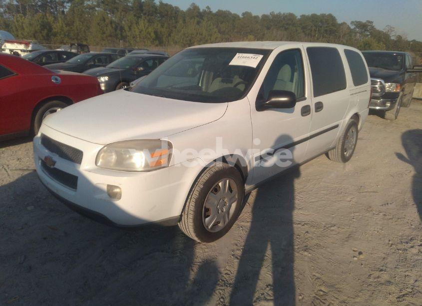 Photo 2 of 2008 Chevrolet Uplander LS (VIN 1GNDV23W98D130546)