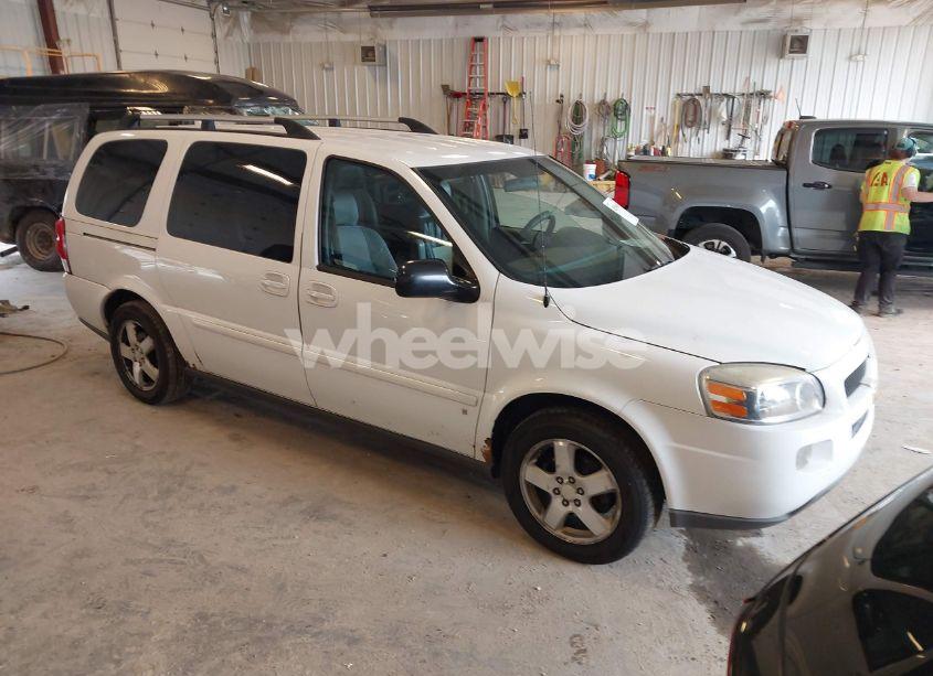 2008 Chevrolet Uplander LT (VIN 1GNDV33188D186293) main photo