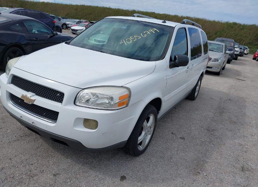 Photo 2 of 2005 Chevrolet Uplander LT (VIN 1GNDV33L15D300941)