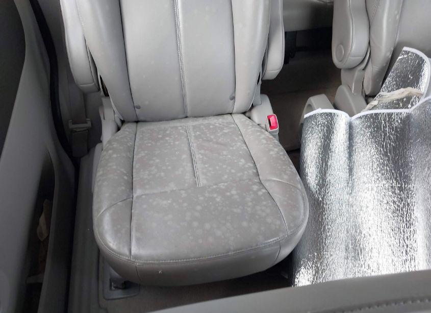 Photo 8 of 2005 Chevrolet Uplander LT (VIN 1GNDV33L15D300941)