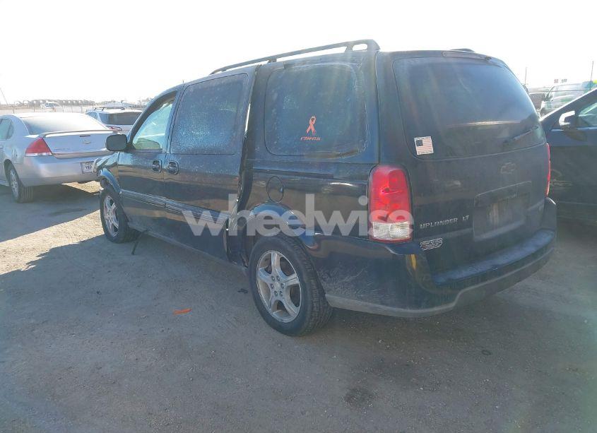 Photo 3 of 2007 Chevrolet Uplander LT (VIN 1GNDV33W77D206642)