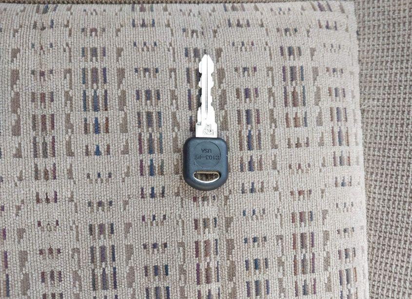 Photo 11 of 2004 Chevrolet Venture LS (VIN 1GNDX03E04D165301)