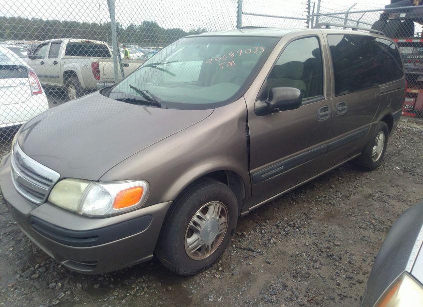 Photo 2 of 2004 Chevrolet Venture LS (VIN 1GNDX03E04D165301)