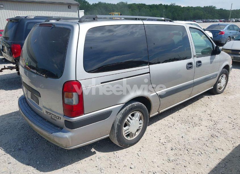Photo 4 of 2004 Chevrolet Venture LS (VIN 1GNDX03E14D137362)