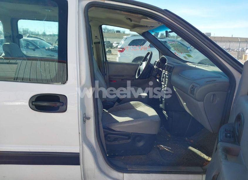 Photo 5 of 2004 Chevrolet Venture PLUS (VIN 1GNDX03E14D252589)