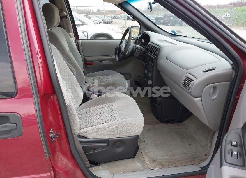 Photo 5 of 2004 Chevrolet Venture LS (VIN 1GNDX03E34D168452)