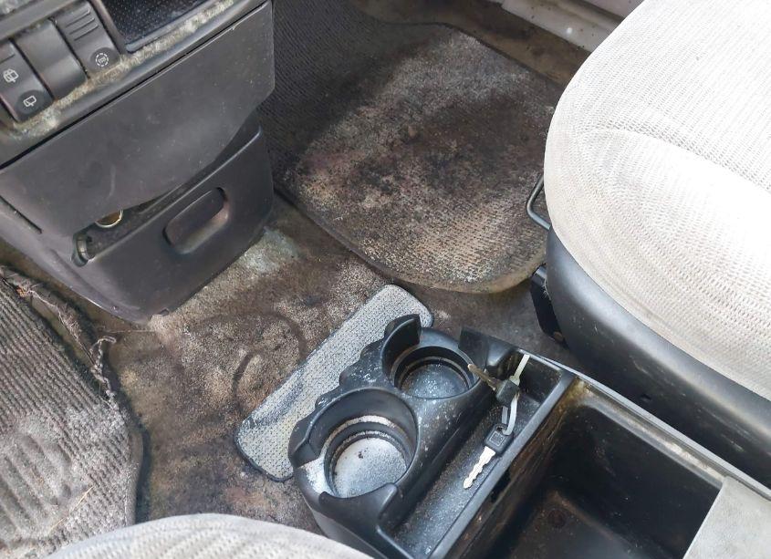 Photo 13 of 2003 Chevrolet Venture LS (VIN 1GNDX03E43D124894)