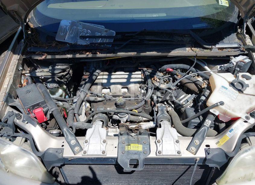 Photo 10 of 2000 Chevrolet Venture LS (VIN 1GNDX03E4YD226512)